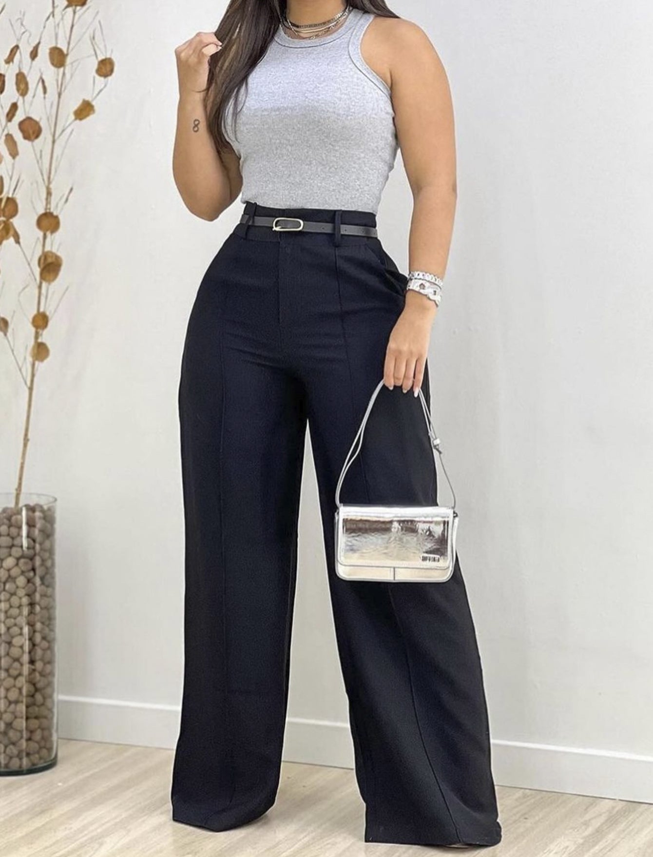 Calça Pantalona Feminina Alfaiataria Anastácia com Bolso