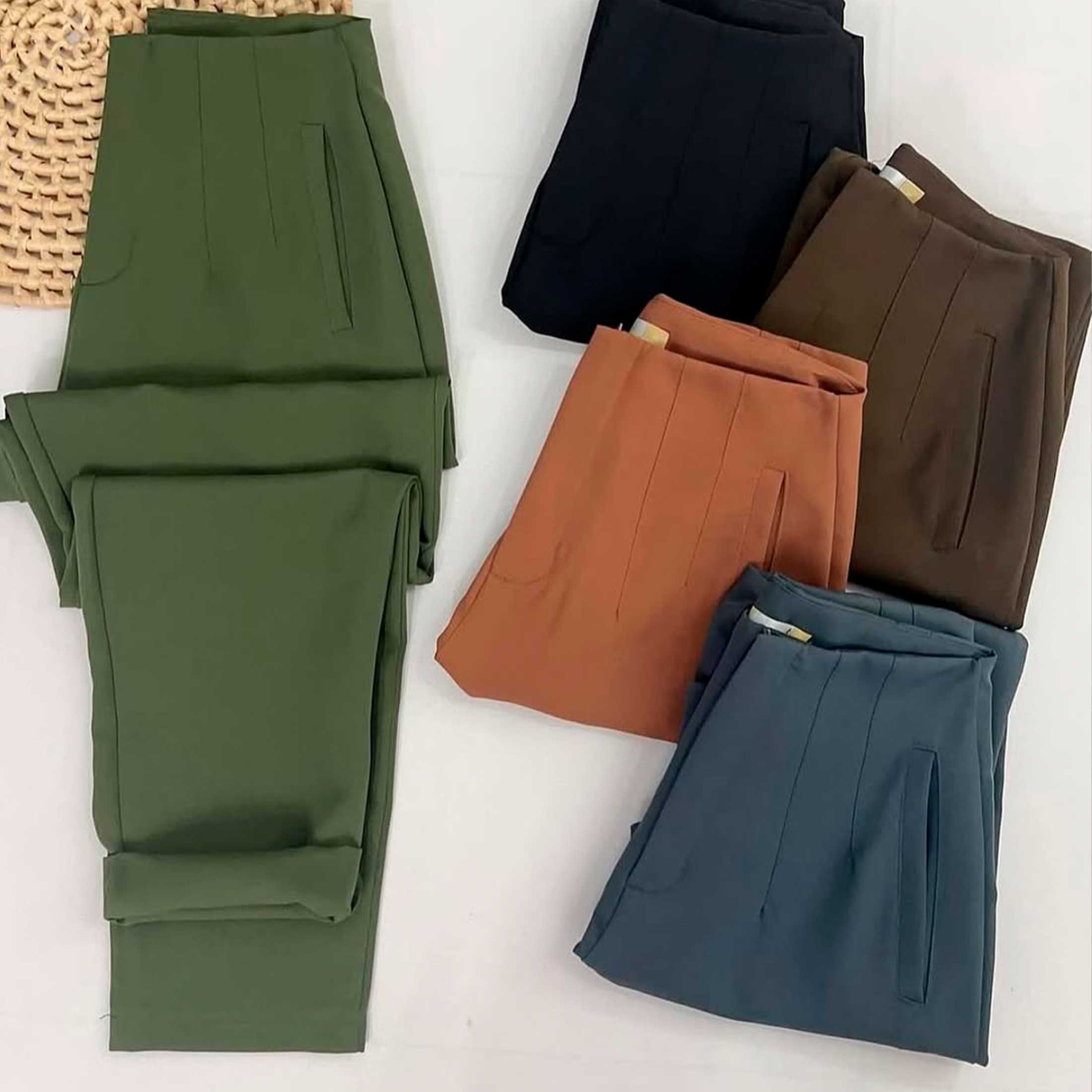 Calça Skinny Alafaiataria o Mais vendido Tendencia Moda Blogueira Social Festa Chique Boss Empresária