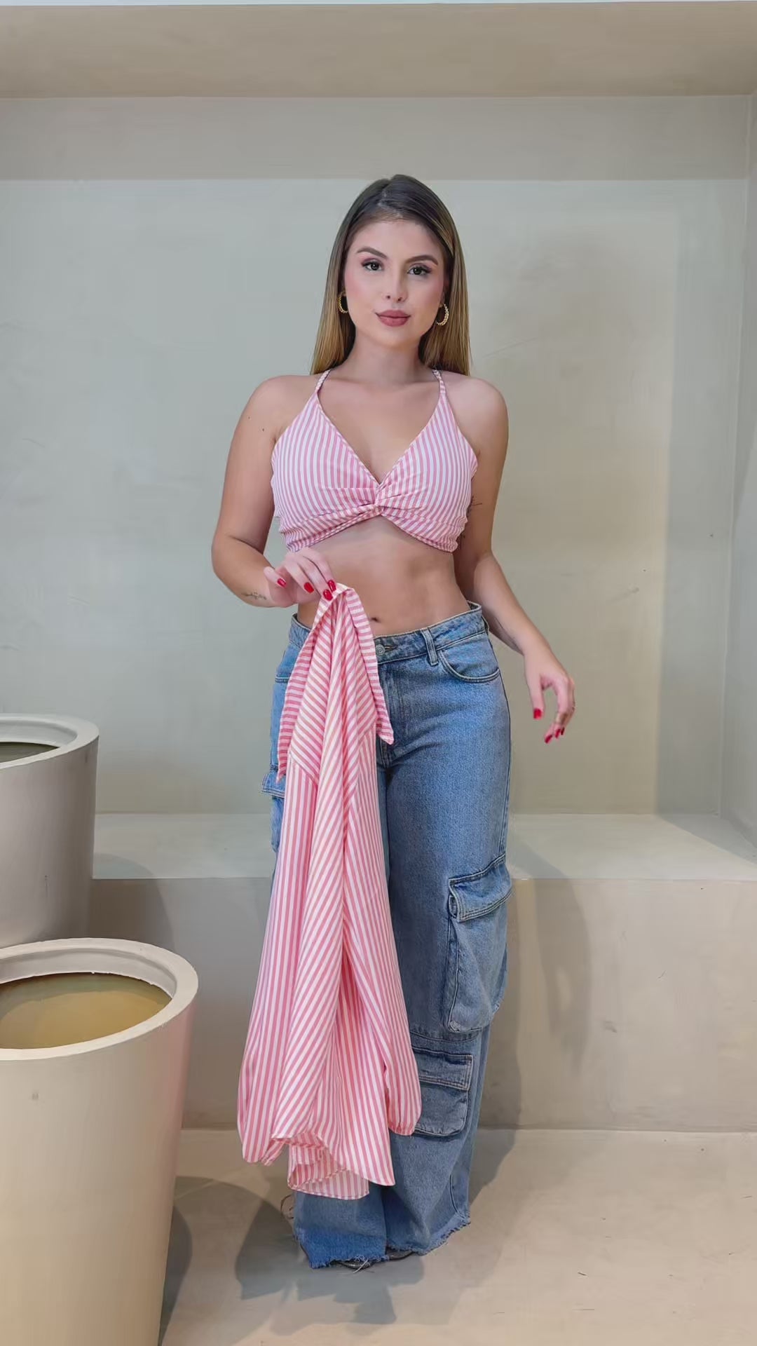 Conjunto Camisa liso é Listrado com cropped elegante Pano Botões na frente Escritório, Festa look perfeito.