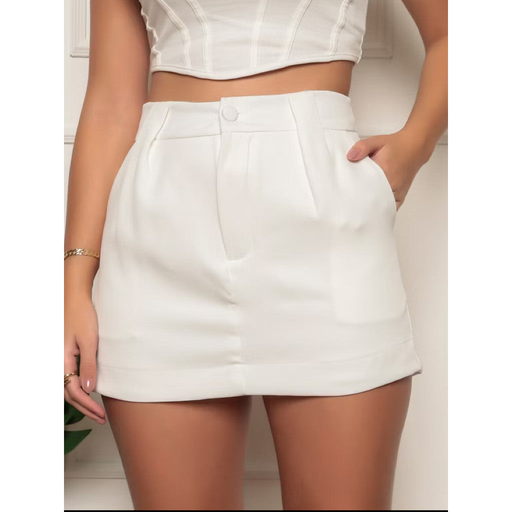 Short Saia Alfaiataria com o Cinto e Bolsos